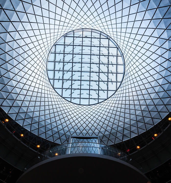 Spectacular ceiling